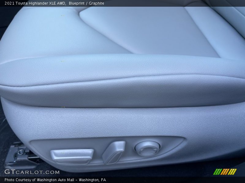 Blueprint / Graphite 2021 Toyota Highlander XLE AWD