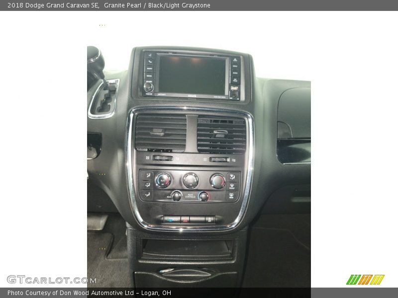 Granite Pearl / Black/Light Graystone 2018 Dodge Grand Caravan SE