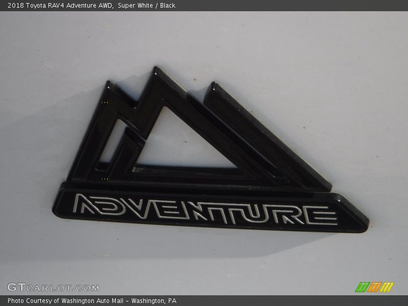 Super White / Black 2018 Toyota RAV4 Adventure AWD
