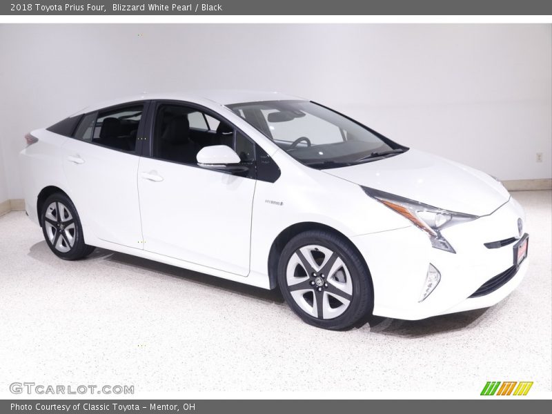 Blizzard White Pearl / Black 2018 Toyota Prius Four