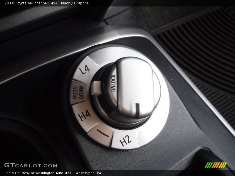 Black / Graphite 2014 Toyota 4Runner SR5 4x4