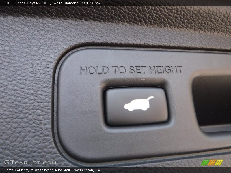 White Diamond Pearl / Gray 2019 Honda Odyssey EX-L