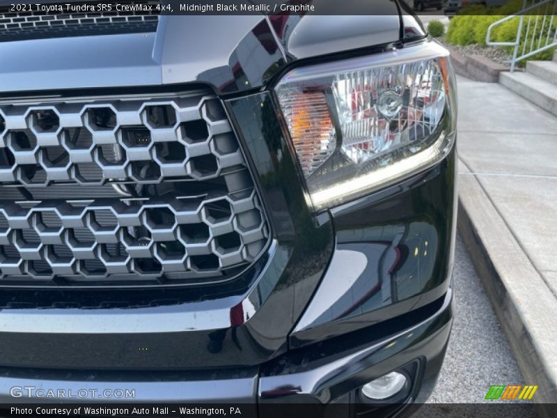 Midnight Black Metallic / Graphite 2021 Toyota Tundra SR5 CrewMax 4x4