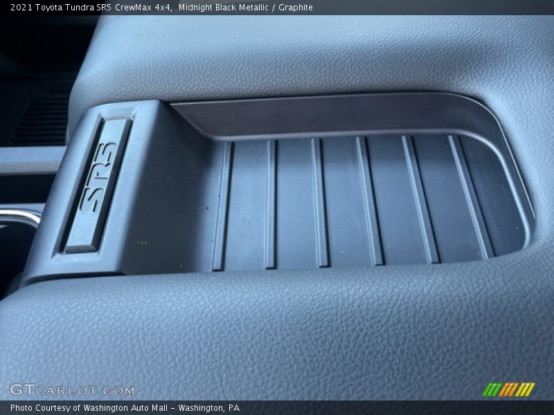 Midnight Black Metallic / Graphite 2021 Toyota Tundra SR5 CrewMax 4x4
