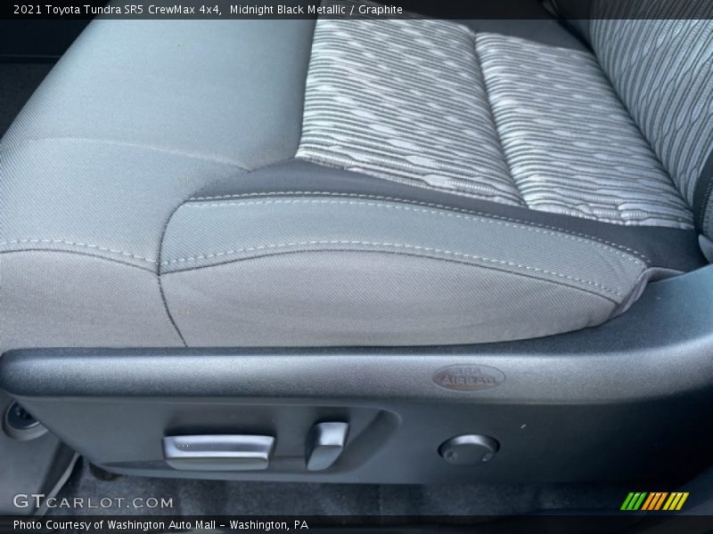 Midnight Black Metallic / Graphite 2021 Toyota Tundra SR5 CrewMax 4x4