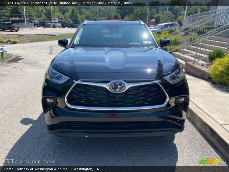 Midnight Black Metallic / Black 2021 Toyota Highlander Hybrid Limited AWD