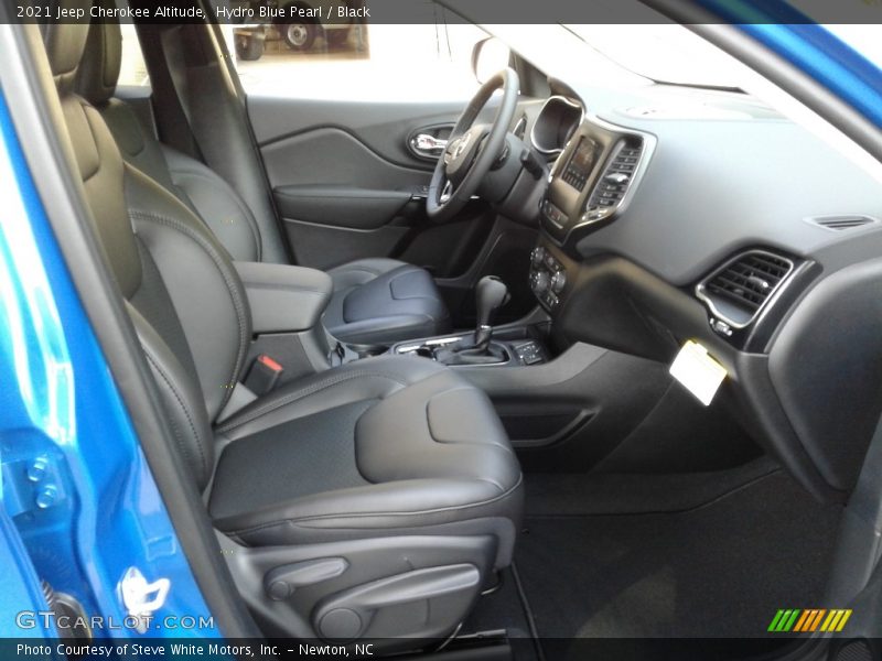 Hydro Blue Pearl / Black 2021 Jeep Cherokee Altitude