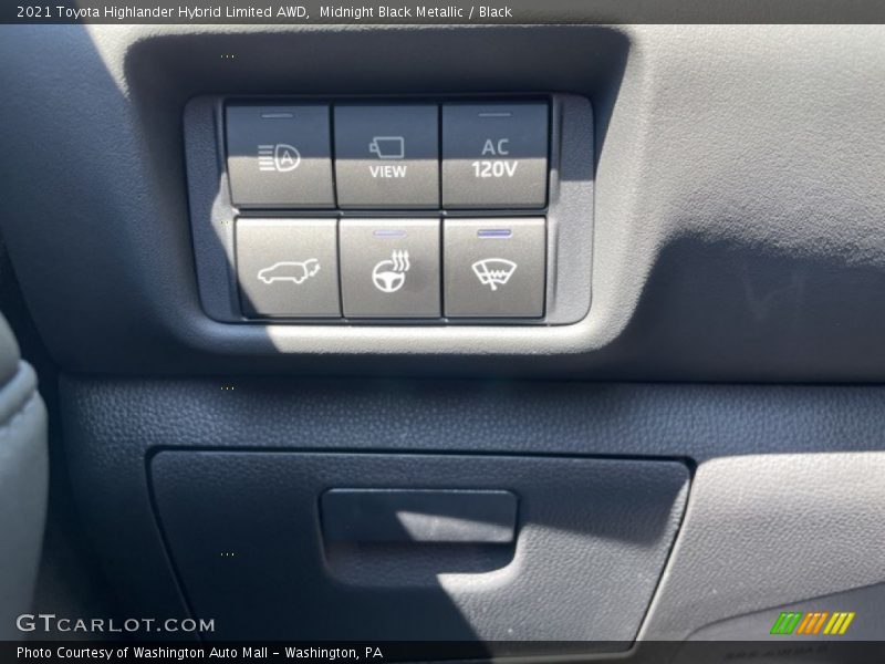 Midnight Black Metallic / Black 2021 Toyota Highlander Hybrid Limited AWD