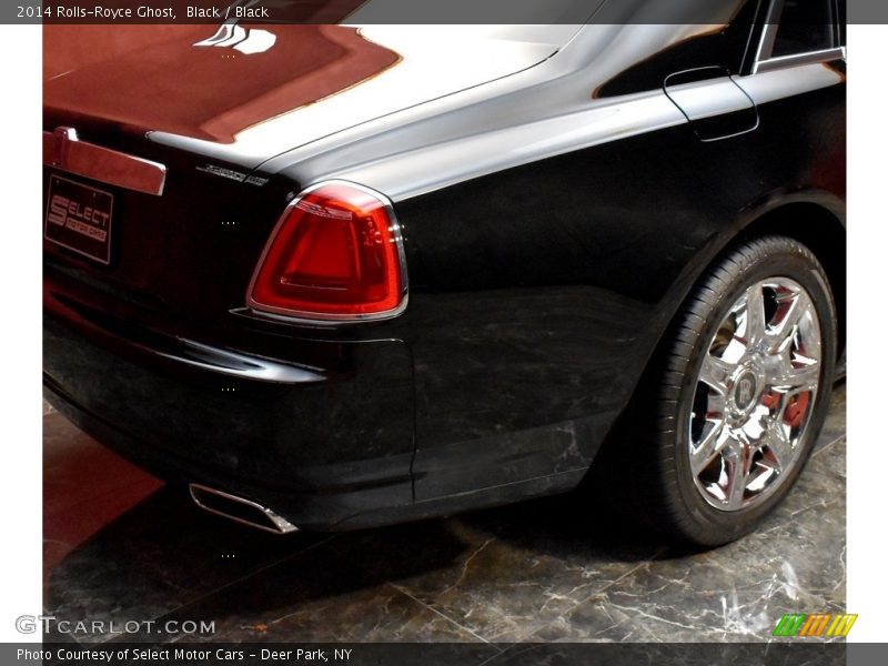 Black / Black 2014 Rolls-Royce Ghost