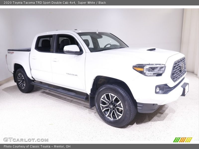 Super White / Black 2020 Toyota Tacoma TRD Sport Double Cab 4x4