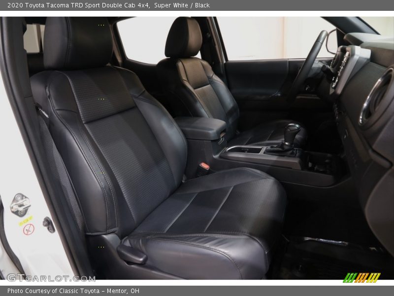 Super White / Black 2020 Toyota Tacoma TRD Sport Double Cab 4x4