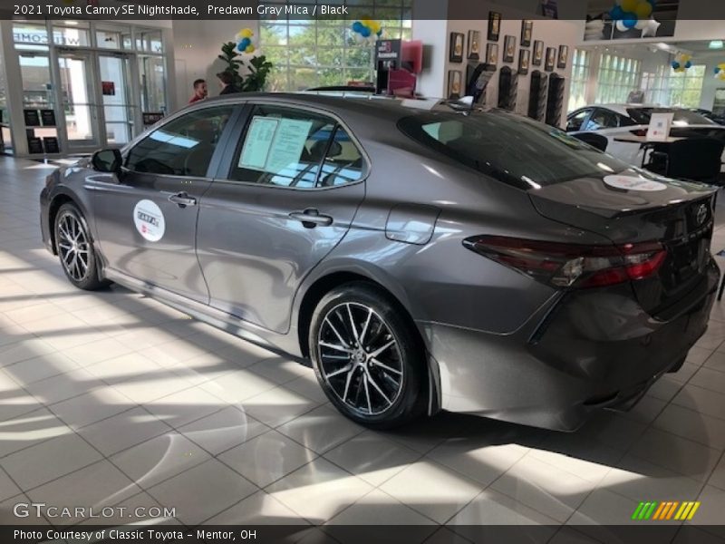 Predawn Gray Mica / Black 2021 Toyota Camry SE Nightshade