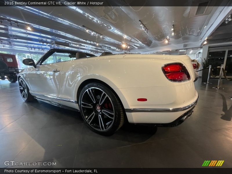 Glacier White / Hotspur 2016 Bentley Continental GTC V8