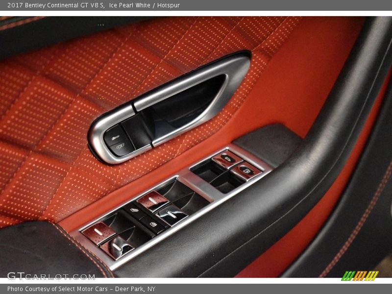 Controls of 2017 Continental GT V8 S