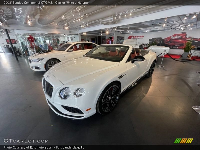 Glacier White / Hotspur 2016 Bentley Continental GTC V8