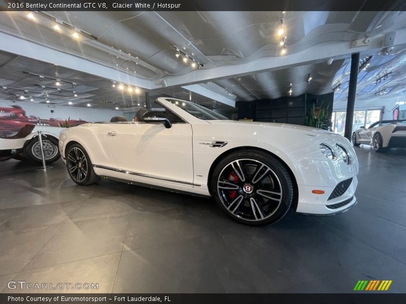 Glacier White / Hotspur 2016 Bentley Continental GTC V8