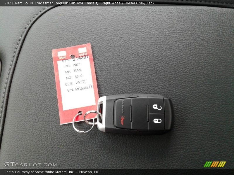 Bright White / Diesel Gray/Black 2021 Ram 5500 Tradesman Regular Cab 4x4 Chassis