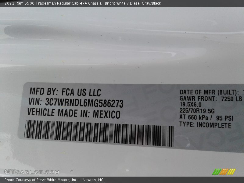 Bright White / Diesel Gray/Black 2021 Ram 5500 Tradesman Regular Cab 4x4 Chassis