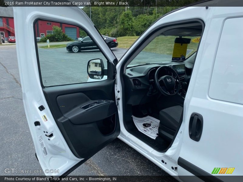 Bright White / Black 2016 Ram ProMaster City Tradesman Cargo Van