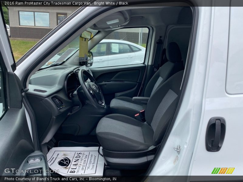 Bright White / Black 2016 Ram ProMaster City Tradesman Cargo Van