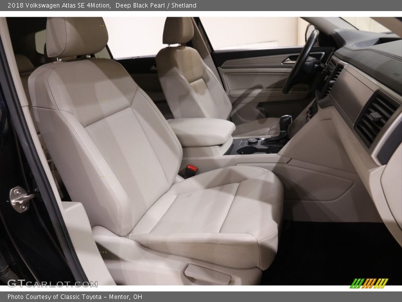 Deep Black Pearl / Shetland 2018 Volkswagen Atlas SE 4Motion