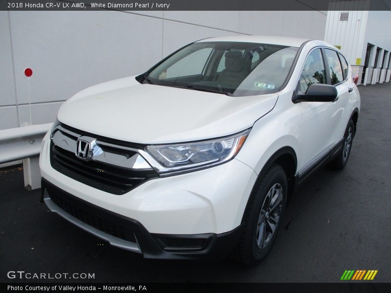 Front 3/4 View of 2018 CR-V LX AWD