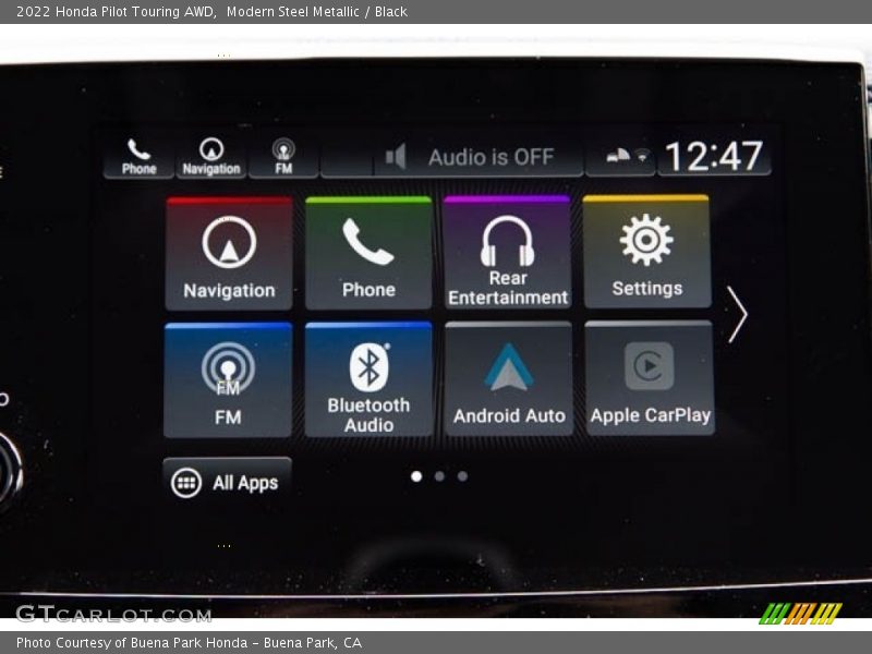 Controls of 2022 Pilot Touring AWD