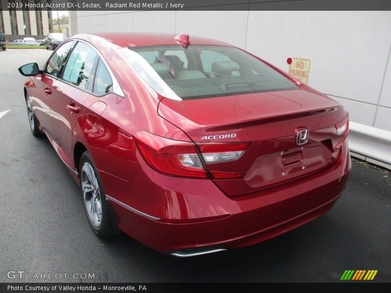 Radiant Red Metallic / Ivory 2019 Honda Accord EX-L Sedan