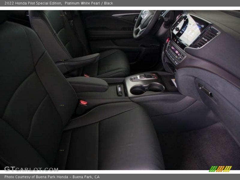 Front Seat of 2022 Pilot Special Edition
