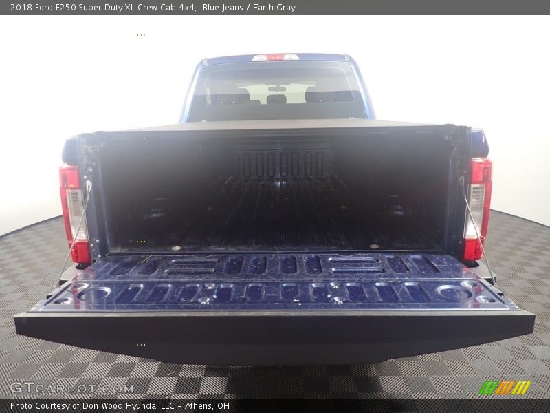Blue Jeans / Earth Gray 2018 Ford F250 Super Duty XL Crew Cab 4x4