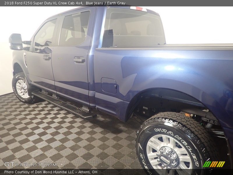 Blue Jeans / Earth Gray 2018 Ford F250 Super Duty XL Crew Cab 4x4