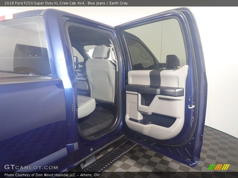 Blue Jeans / Earth Gray 2018 Ford F250 Super Duty XL Crew Cab 4x4