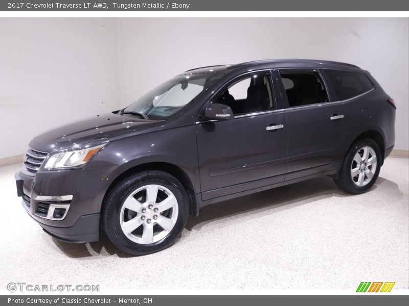 Tungsten Metallic / Ebony 2017 Chevrolet Traverse LT AWD