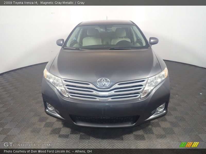 Magnetic Gray Metallic / Gray 2009 Toyota Venza I4