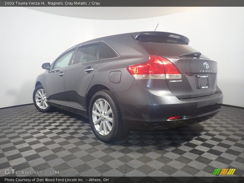 Magnetic Gray Metallic / Gray 2009 Toyota Venza I4