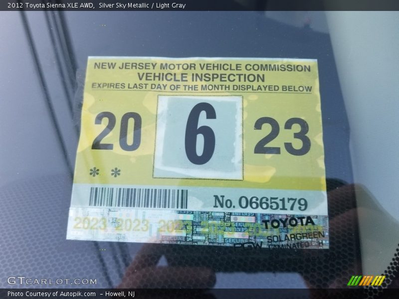 Silver Sky Metallic / Light Gray 2012 Toyota Sienna XLE AWD