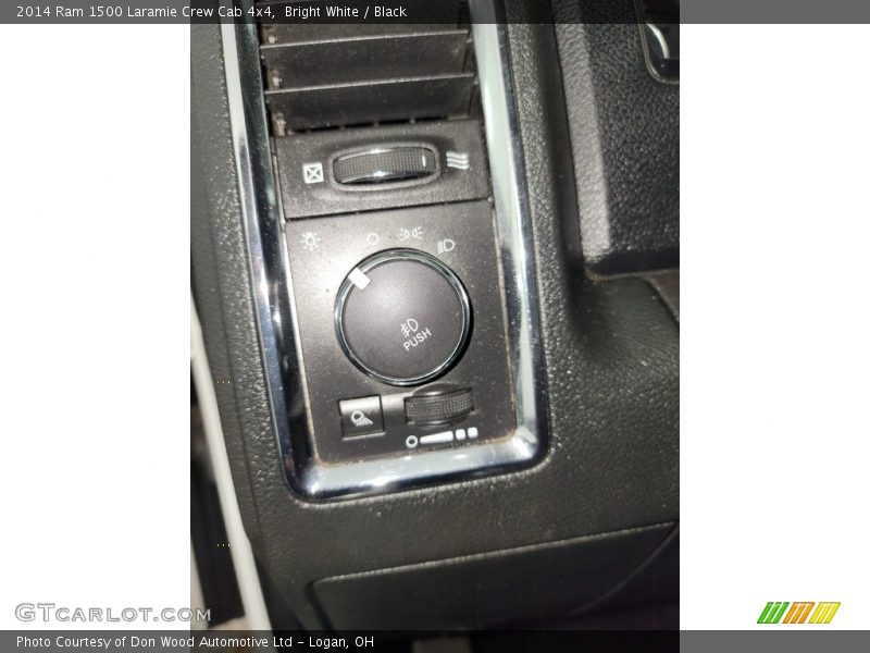 Bright White / Black 2014 Ram 1500 Laramie Crew Cab 4x4