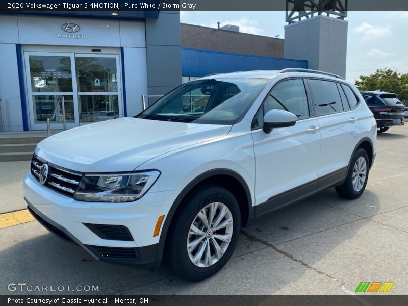 Pure White / Storm Gray 2020 Volkswagen Tiguan S 4MOTION