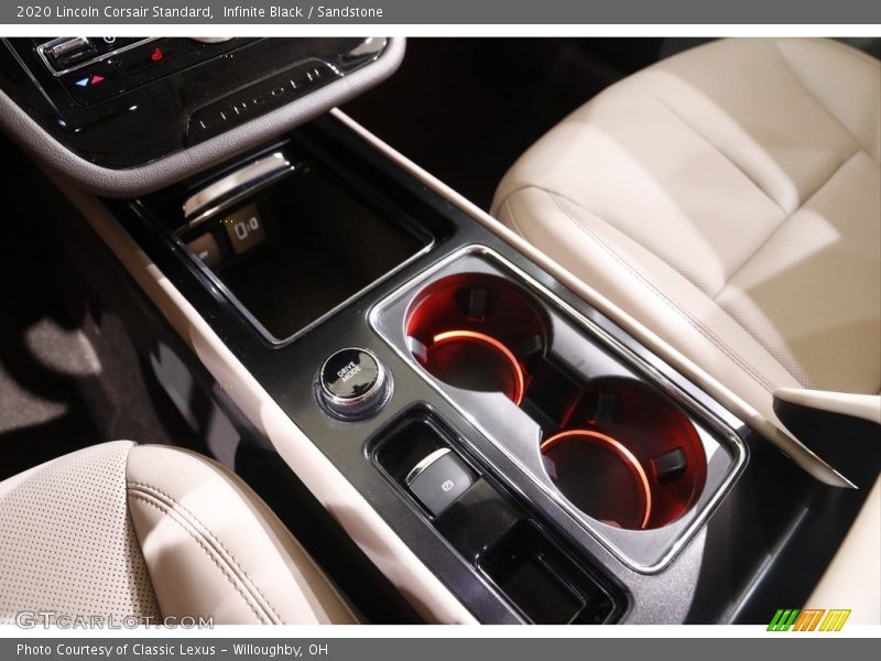 Infinite Black / Sandstone 2020 Lincoln Corsair Standard