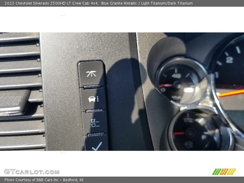 Blue Granite Metallic / Light Titanium/Dark Titanium 2013 Chevrolet Silverado 2500HD LT Crew Cab 4x4