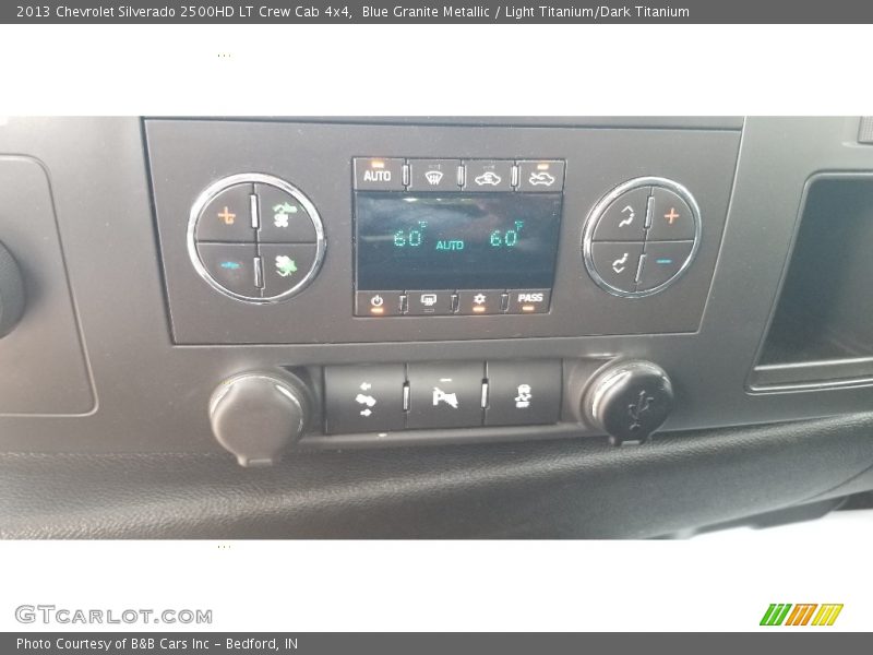 Blue Granite Metallic / Light Titanium/Dark Titanium 2013 Chevrolet Silverado 2500HD LT Crew Cab 4x4