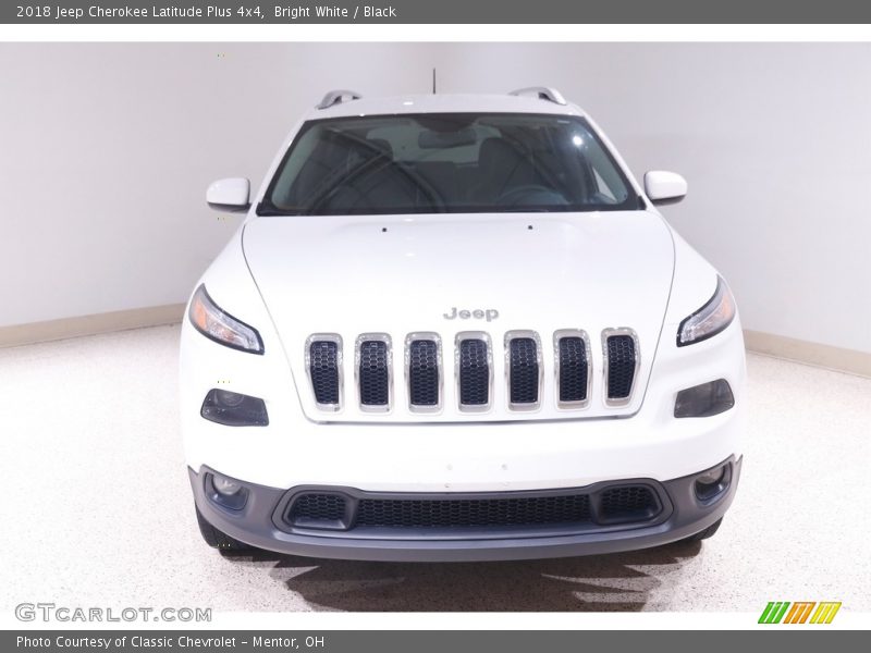 Bright White / Black 2018 Jeep Cherokee Latitude Plus 4x4