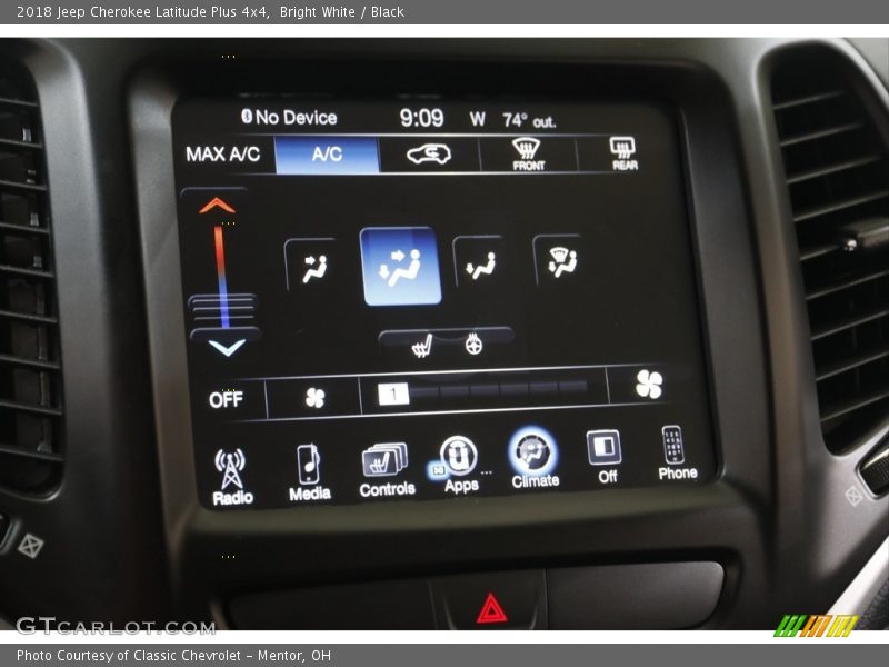 Bright White / Black 2018 Jeep Cherokee Latitude Plus 4x4