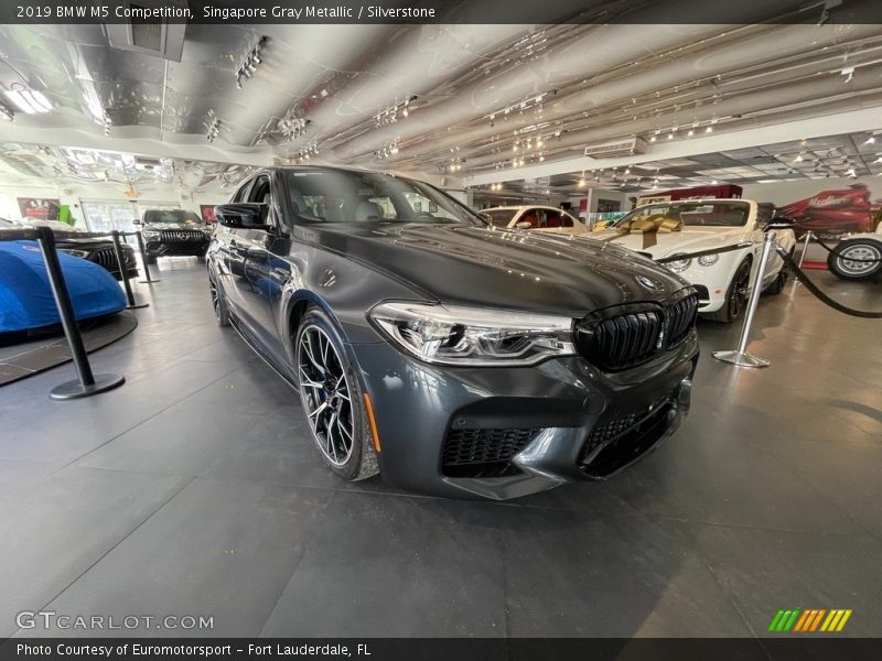 Singapore Gray Metallic / Silverstone 2019 BMW M5 Competition