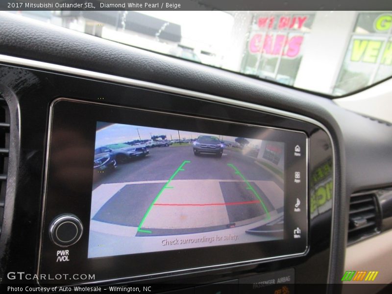 Diamond White Pearl / Beige 2017 Mitsubishi Outlander SEL