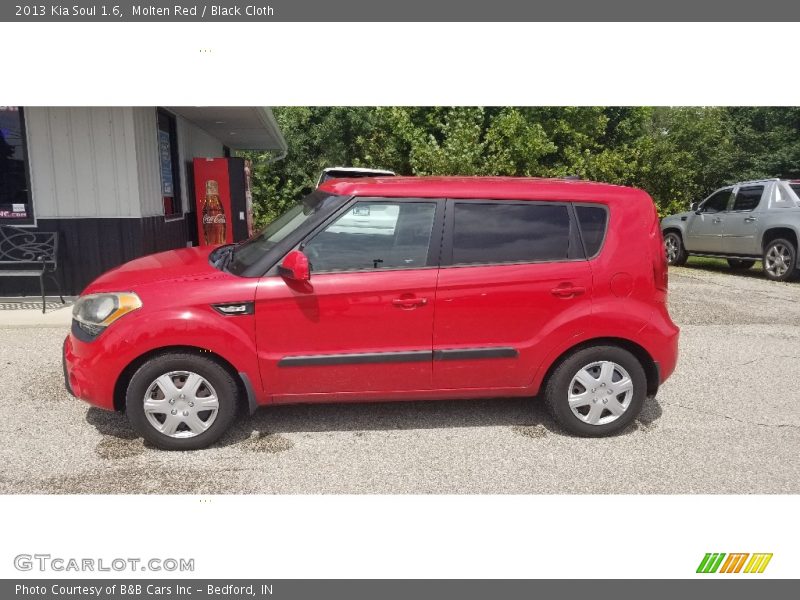 Molten Red / Black Cloth 2013 Kia Soul 1.6