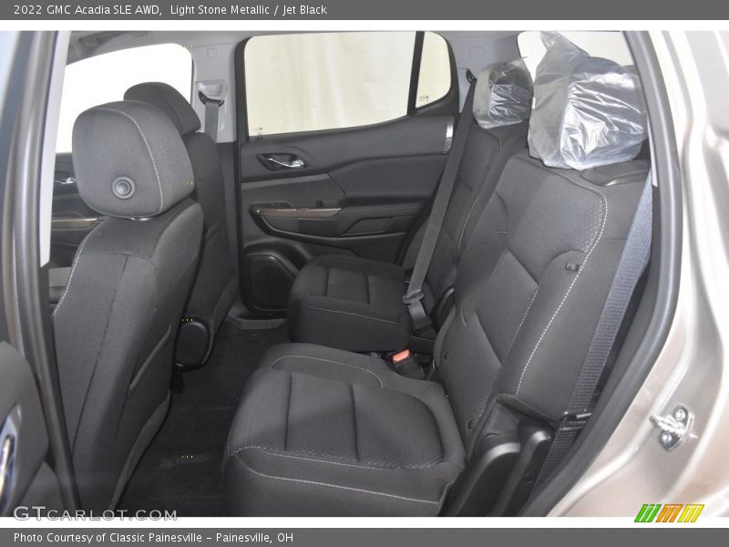Light Stone Metallic / Jet Black 2022 GMC Acadia SLE AWD
