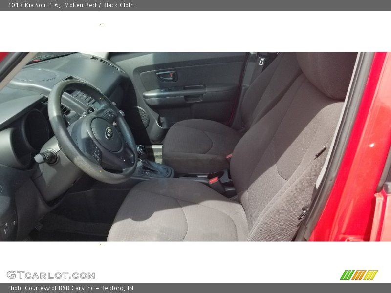 Molten Red / Black Cloth 2013 Kia Soul 1.6