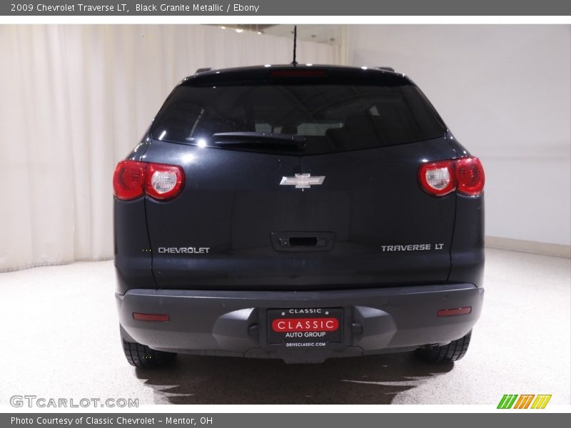 Black Granite Metallic / Ebony 2009 Chevrolet Traverse LT