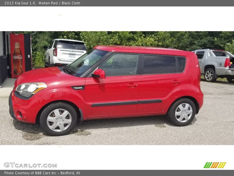 Molten Red / Black Cloth 2013 Kia Soul 1.6